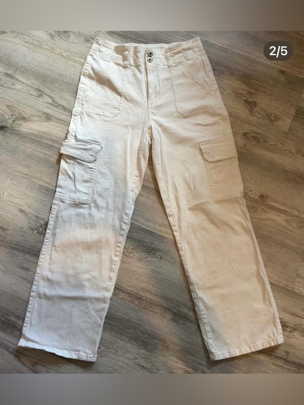 REgeneration by Celebrity Pink wide-leg cargo pants.